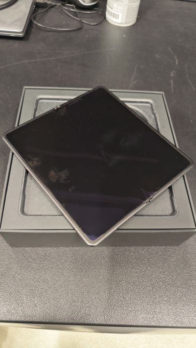 Honor V5 Black чисто нов