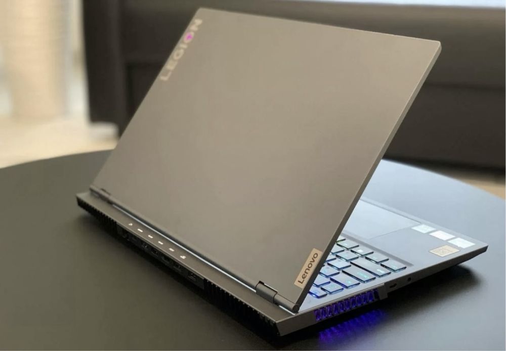 Lenovo Legion 7 RTX 3070