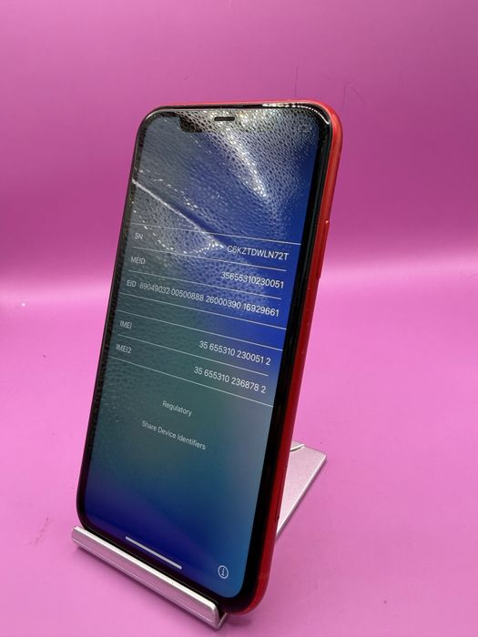 Iphone 11 128 GB bat 69% praf camera •Matei Amanet Margeanului•0051