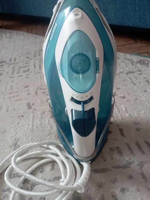 Новый утюг продам