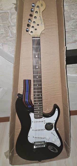 Электро__ гитара