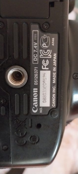 Продаётся фотоаппарат CANON EOS 650D  в хорошем состоянии