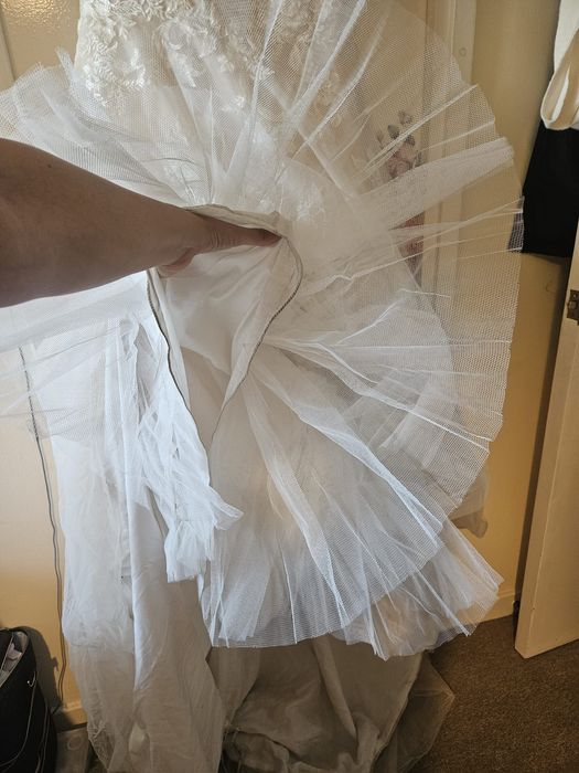 Булчинска рокля, носена веднъж, размер 18, закупена от Англия