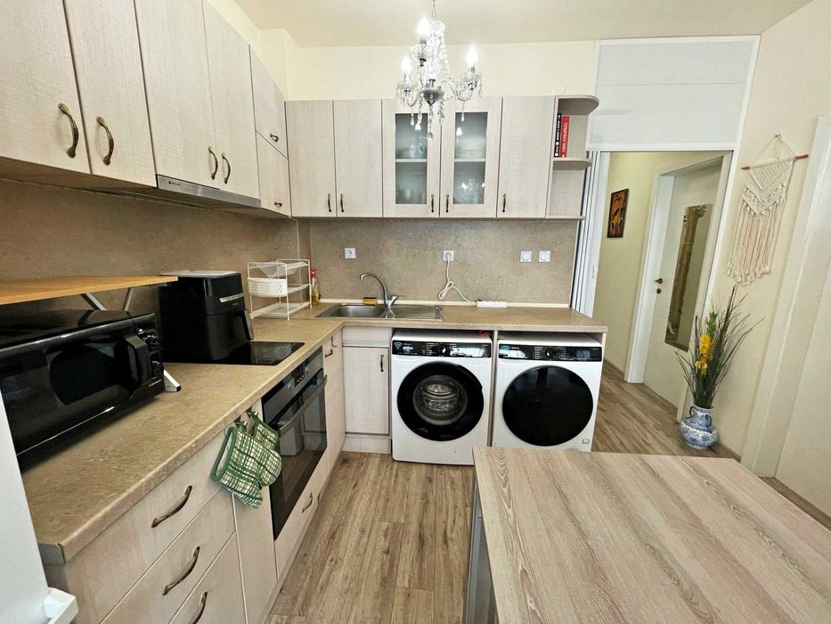 Продава се Тристаен апартамент в к.к. Слънчев бряг - 68 кв.м за 668 €/кв.м - Снимка #2