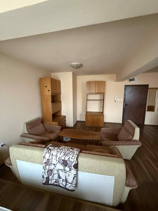 Дава се под наем Едностаен апартамент в Варна, Център - 45 кв.м за 330.99 € - Снимка #3