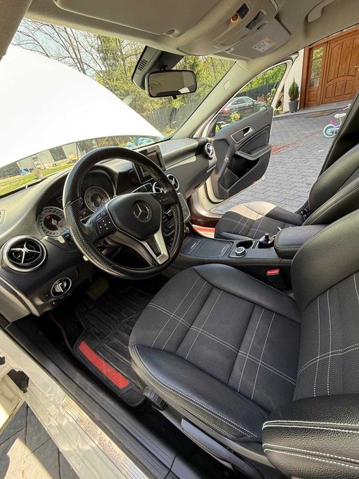 MERCEDES-BENZ A-Class 2015 — imagine 4