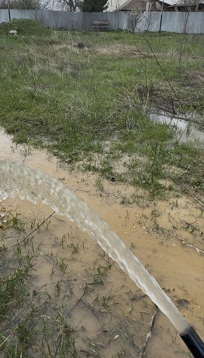 Foraje puturi apa mica adancime trepied (max 25m) teava Pvc albastra