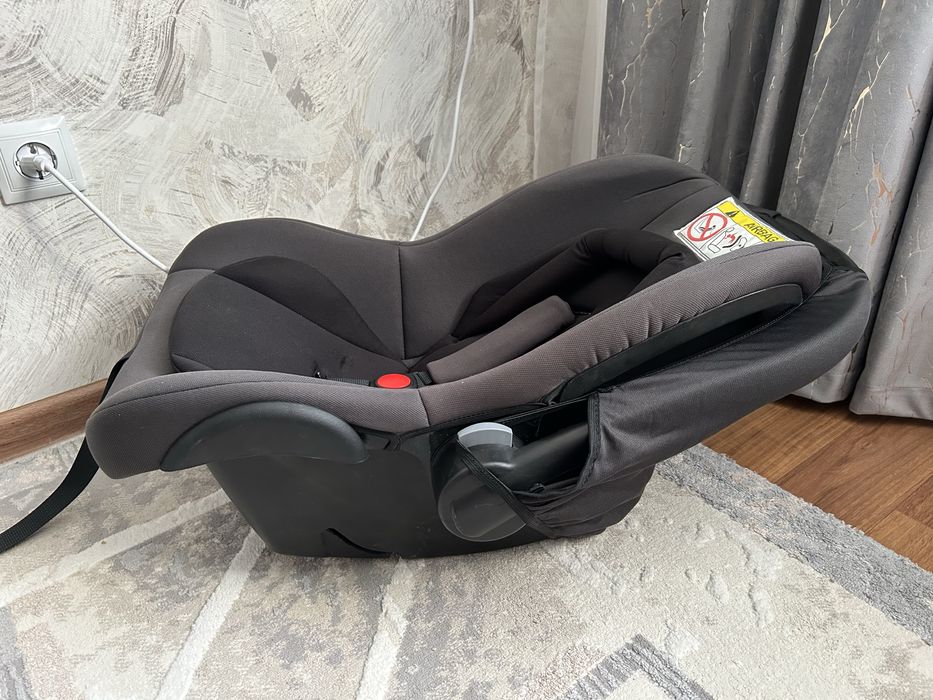 Детский автокресло