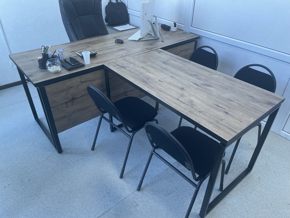 Стол руководителя