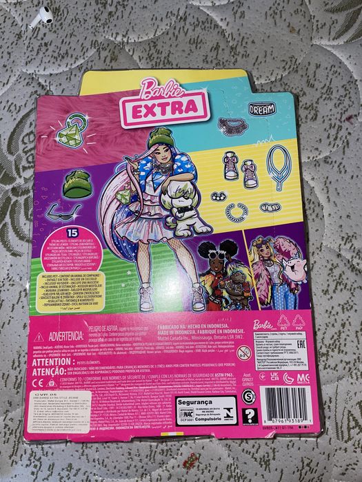 Papușă Barbie extra