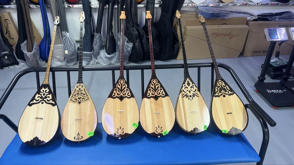 Домбыра сатылады