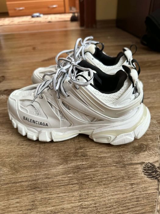 Balenciaga Track