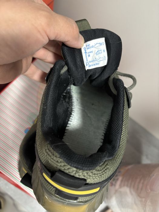 Кросовки подростковые