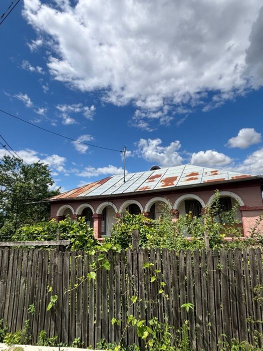 Casa de vanzare