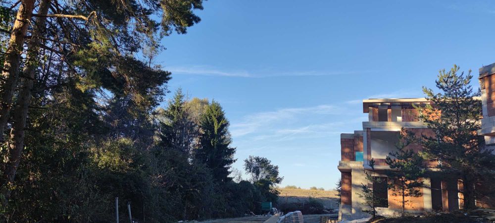 къща Горна баня, РЗП340м2 двор 260м2 затв. к-с , 557 700Е с вкл.ДДС