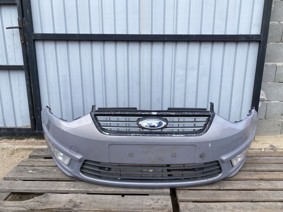 Bara fata Ford Galaxy 2011 cu senzori de parcare