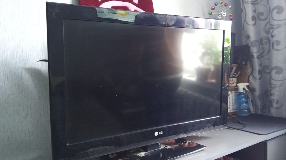 Продам телевизор