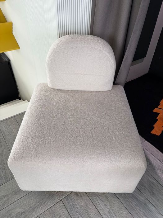 Продам кресло дизайнерское