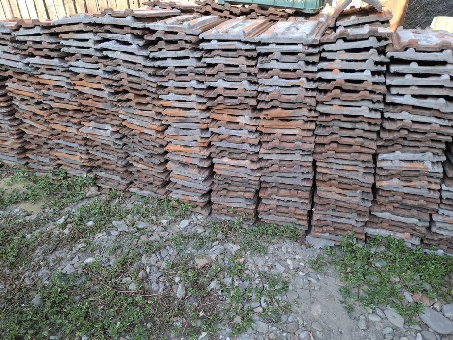 Țiglă ceramica stare buna