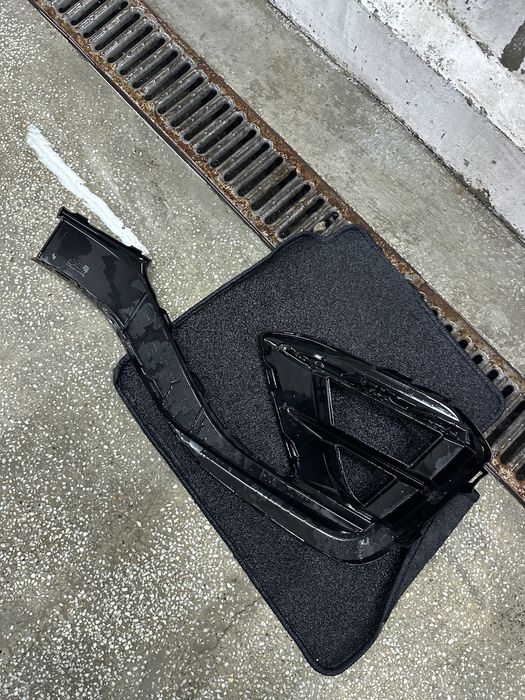 VW Arteon 21-24г Лява решетка към бронята ОЕ