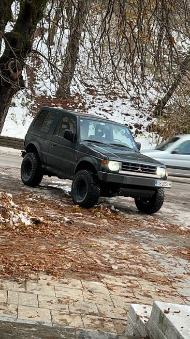 Mitsubishi Pajero 2.5