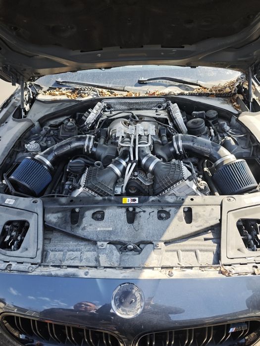 BMW  F10 M5  на части