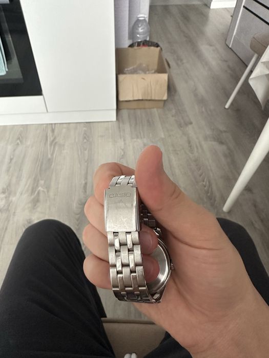 Продам часы, 13000