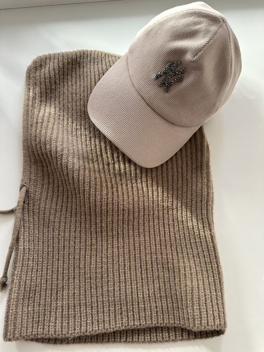 Капор с кепкой теплый