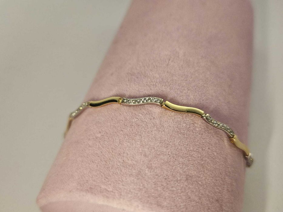 Brățară din aur 14K cu pietre strălucitoare – 3,42 g