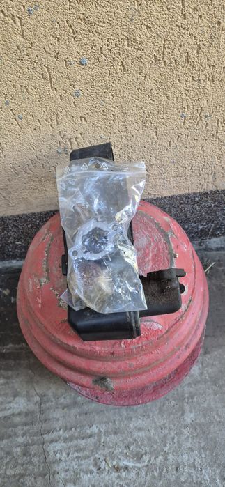 Motor  tractoras gazon