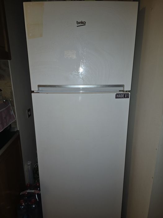Vand frigider mare  Beko cu congelator