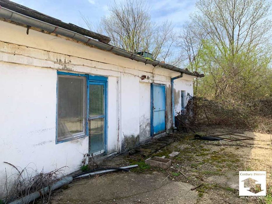 Продава се Промишлена сграда в Долна Оряховица - 480 кв.м за 178 €/кв.м - Снимка #1