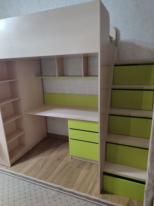 Кровать очень удобная 4 в 1