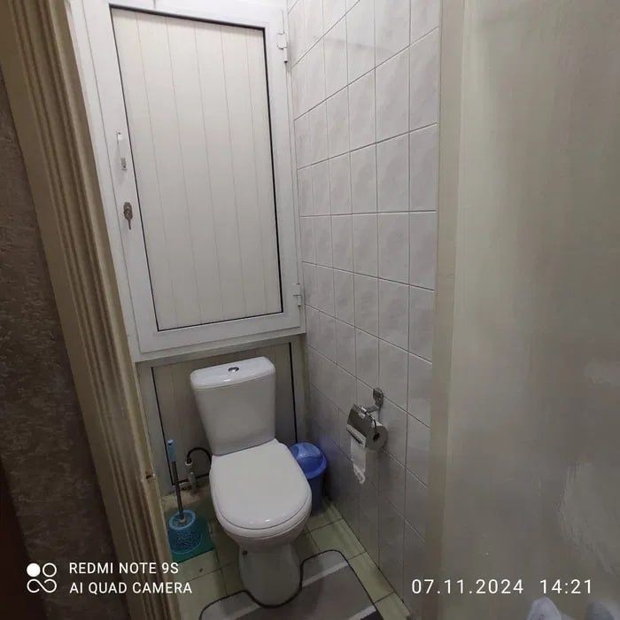 Продаётся 2-комнатная квартира.
Адрес: Юнусабад 13 квартал.