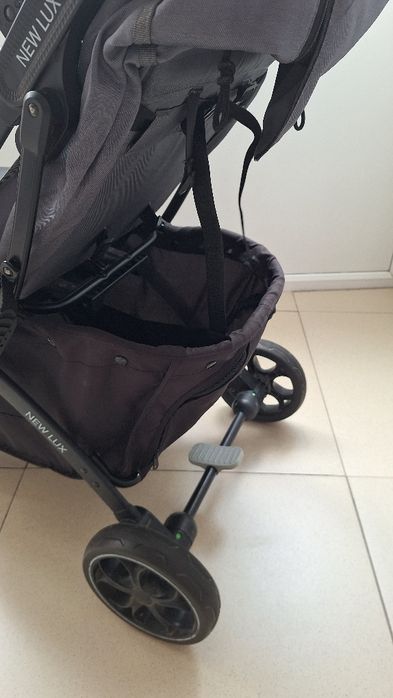 Продам коляску прогулочную