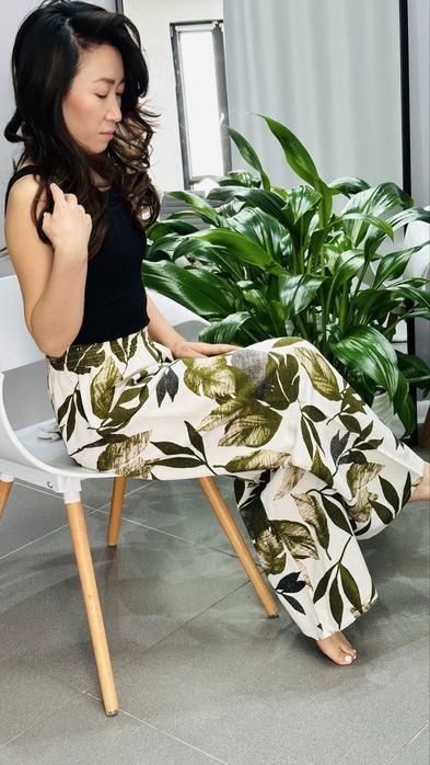 Льнянные брюки широкого кроя