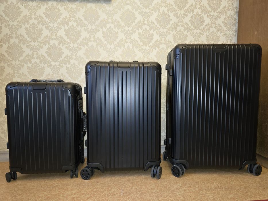 Чемоданы из алюминия RIMOWA