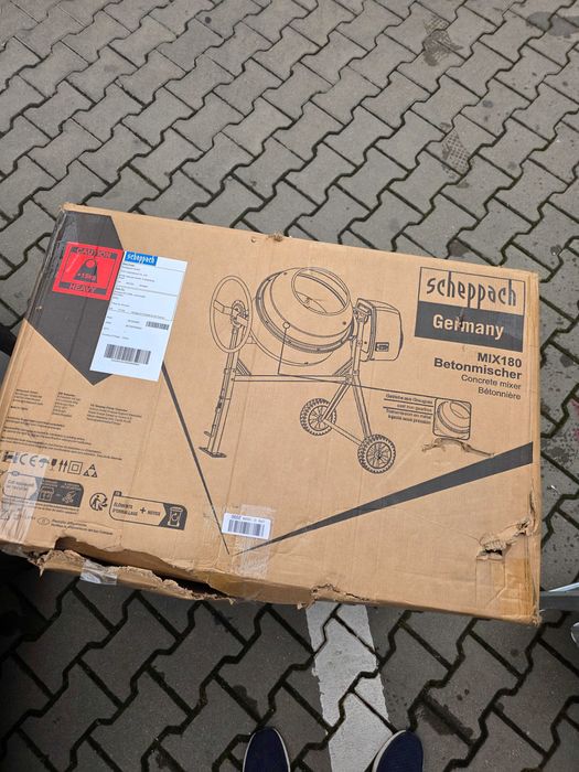Betoniera Scheppach MIX180, capacitate 650 W, 180 L, viteză 29,5 min-1, angrenaje turnate durabile și robuste
