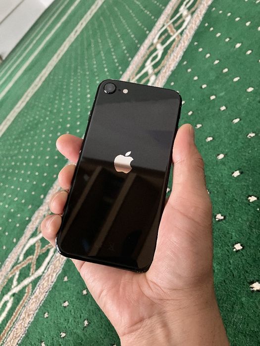 iPhone SE 2020. Айфон СЕ