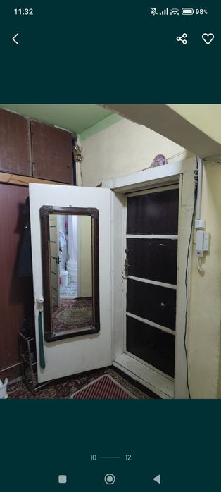 Продаётся срочно квартира возле Кадышева базара.