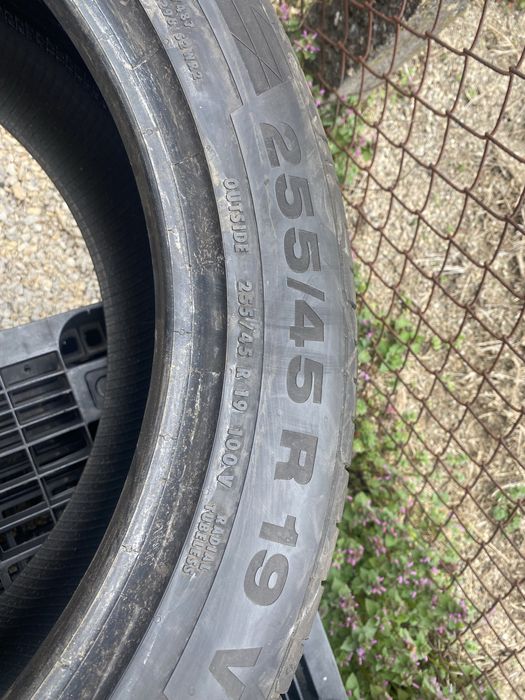 255/45/19 Континентал Летни