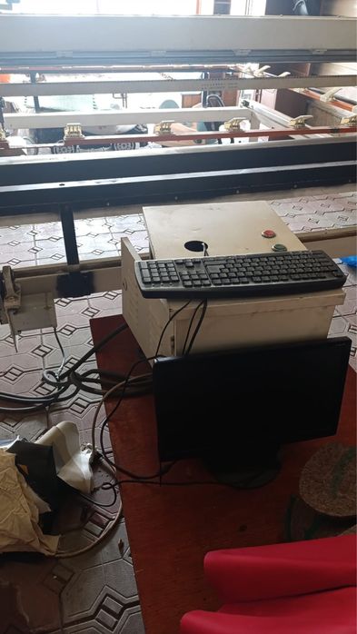 Стегальная машинка