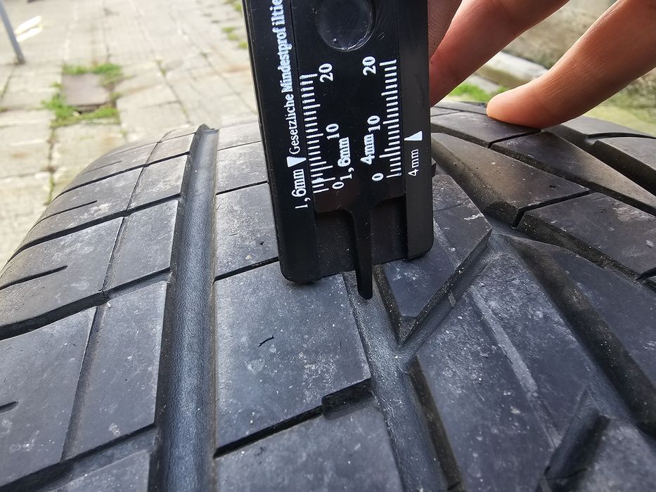 Гуми  255/45/20 Goodyear