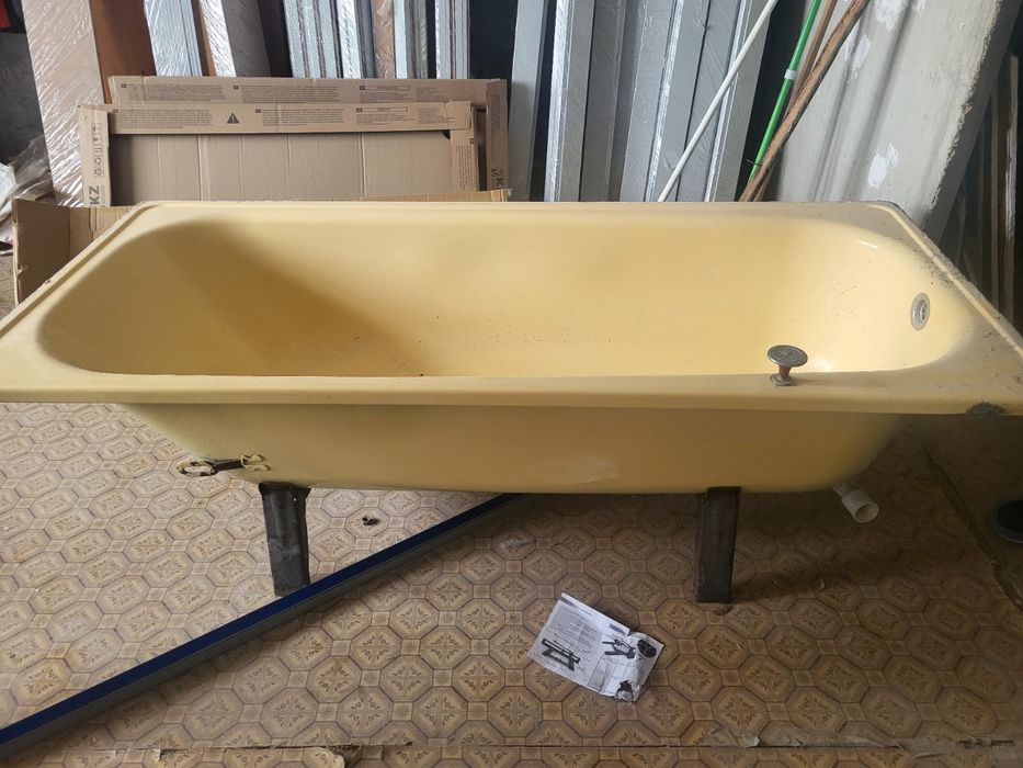 Продам   ванну в отличном состоянии. Дли:170/75