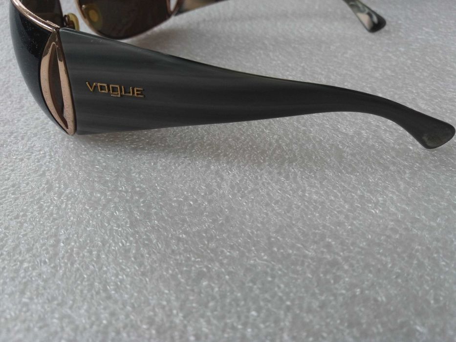 Оригинални слънчеви очила Vogue