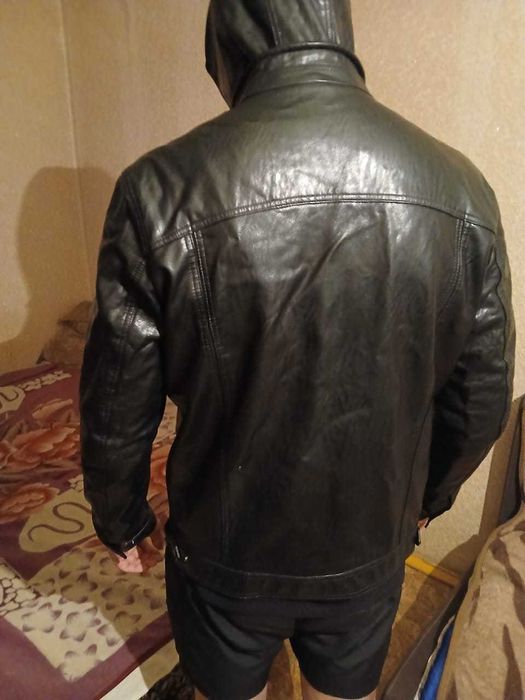 Куртка кожаная     .