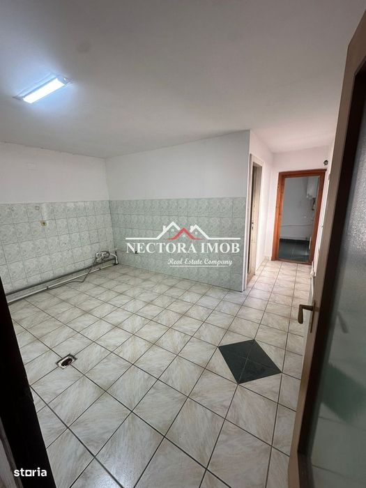 NECTORA IMOB-Spatiu comercial cu 2 camere, 2 bai, Zona Oncea, 52 mp