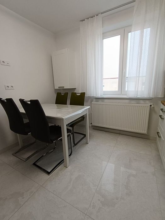 Vand apartament str aviatarilor 2 camere etajul 4