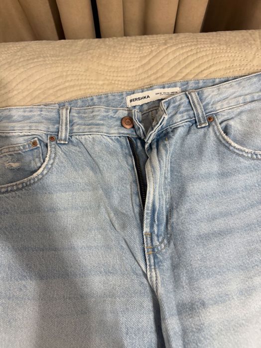 Дънки Zara, Stradivarius