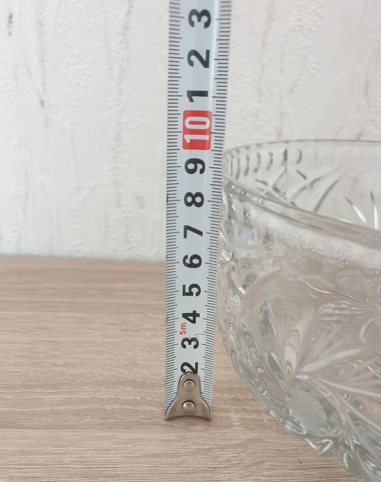 Кристални купи с крачета и без крачета